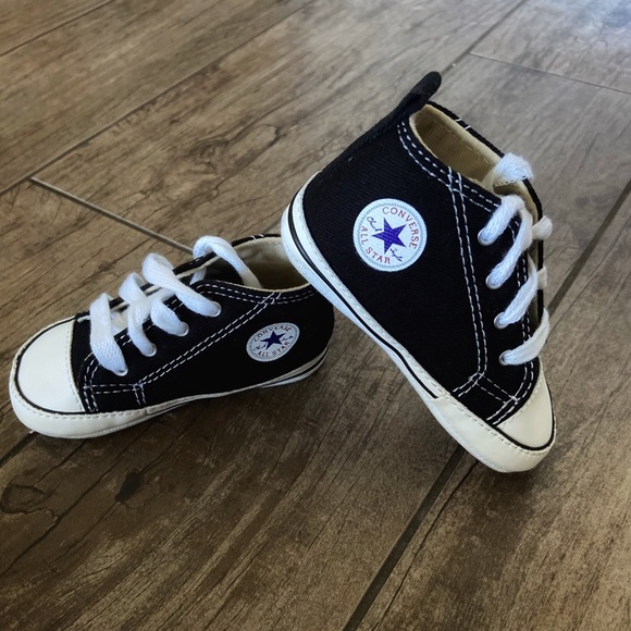 white converse baby size 4